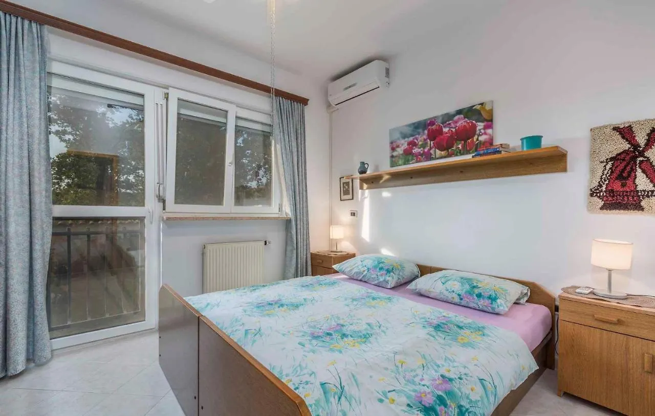 Apartments In Kukci - Istrien 42532 Kroatien